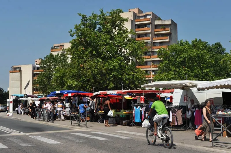 Visuel de « Marché de l’Écoin Thibaude à Vaulx-en-Velin », publié par Ville de Vaulx-en-Velin